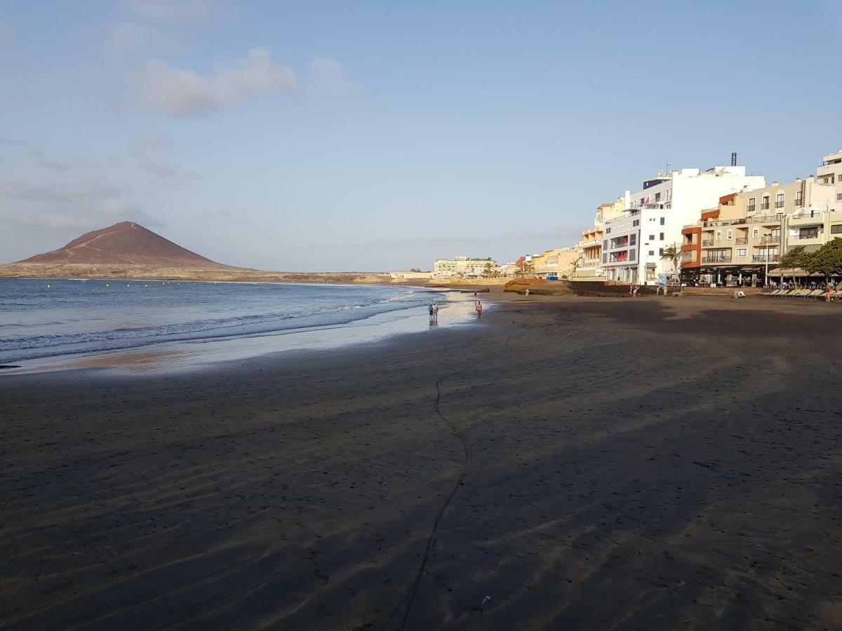 Alquilaencanarias-Medano Los Martines Beachfront A El Médano Eksteriør bilde